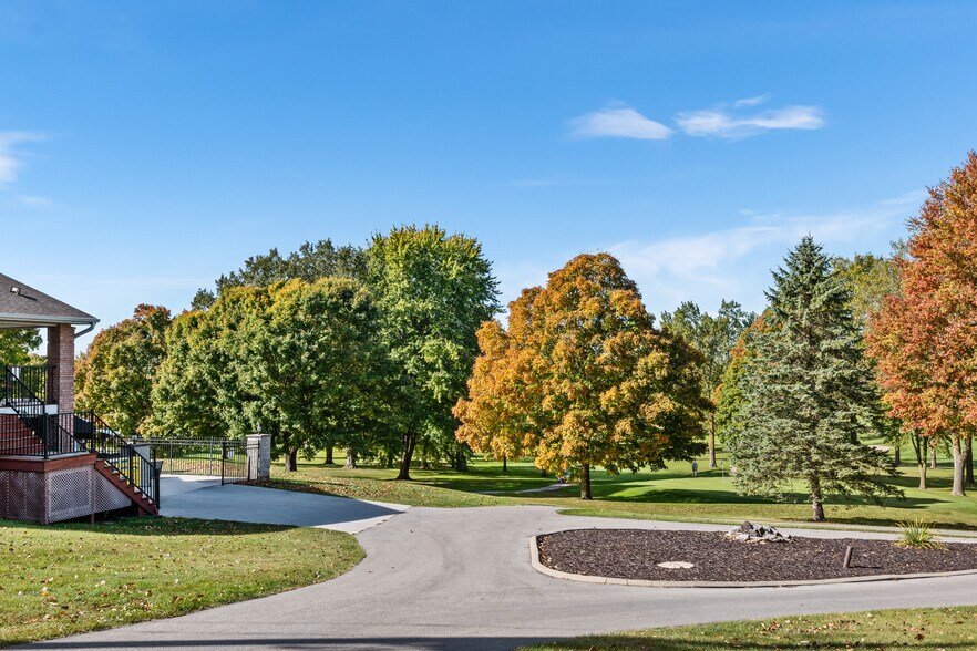 More Photos Of N8055 French Rd, Seymour Township Freestanding For Sale
