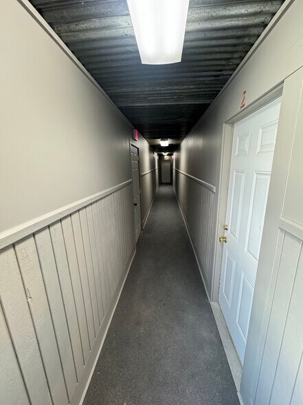 More Photos Of 2105-2113 Holly Ave, Klamath Falls Apartments For Sale