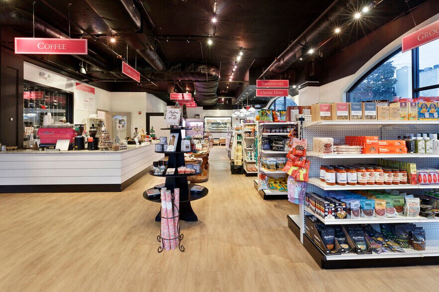 More Photos Of 277 S Washington St, Alexandria Office For Lease