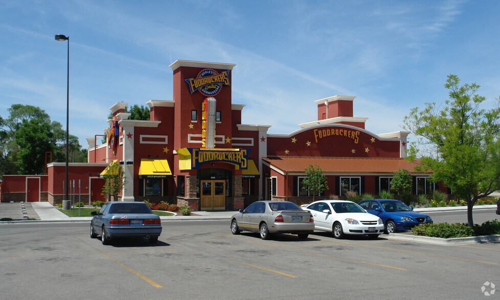 More Photos Of 1700 S Entertainment Ave, Boise Restaurant For Sale