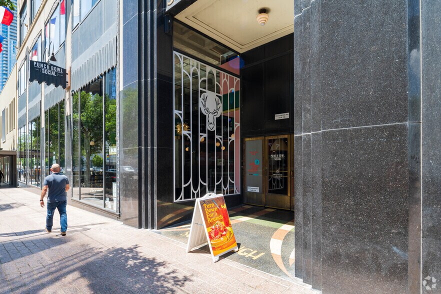 More Photos Of 522 N Congress Ave, Austin Office For Lease