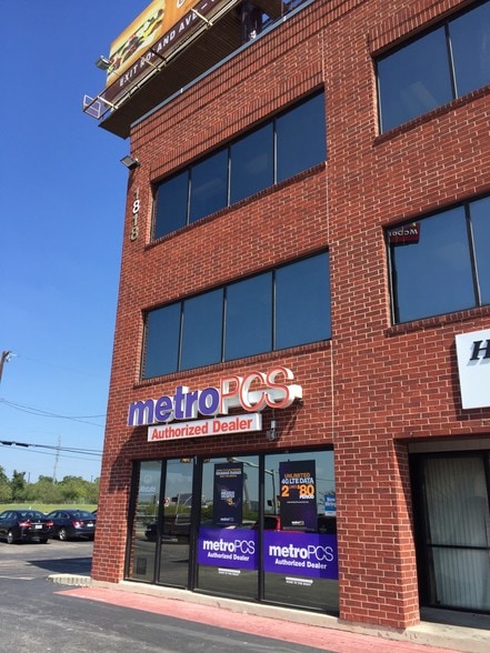 More Photos Of 1818 S New Braunfels Ave, San Antonio Medical For Lease