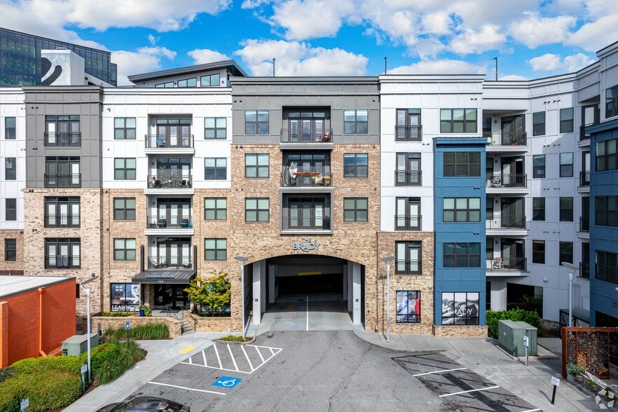 More Photos Of 930 Howell Mill Rd NW, Atlanta Apartments For Lease