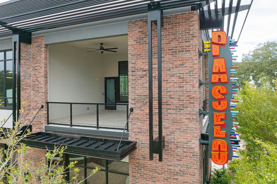 More Photos Of 12100 Collegiate Way, Orlando Unknown For Lease