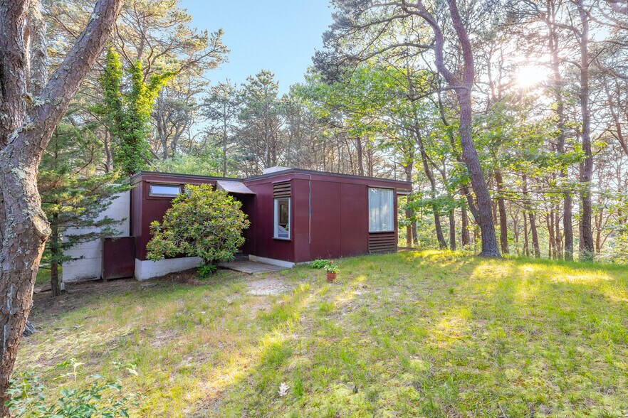More Photos Of 25 Way 055., Wellfleet Apartments For Sale