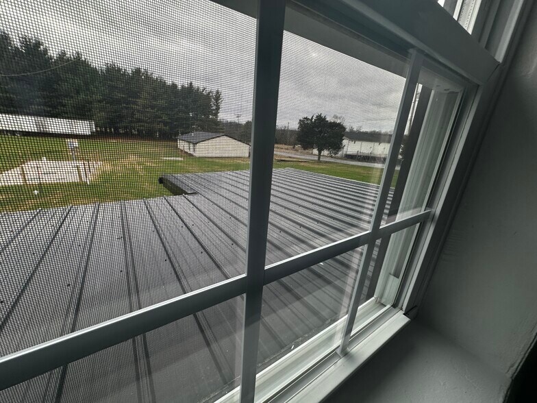 More Photos Of 15149 Bloyers Ave, Hagerstown Apartments For Sale