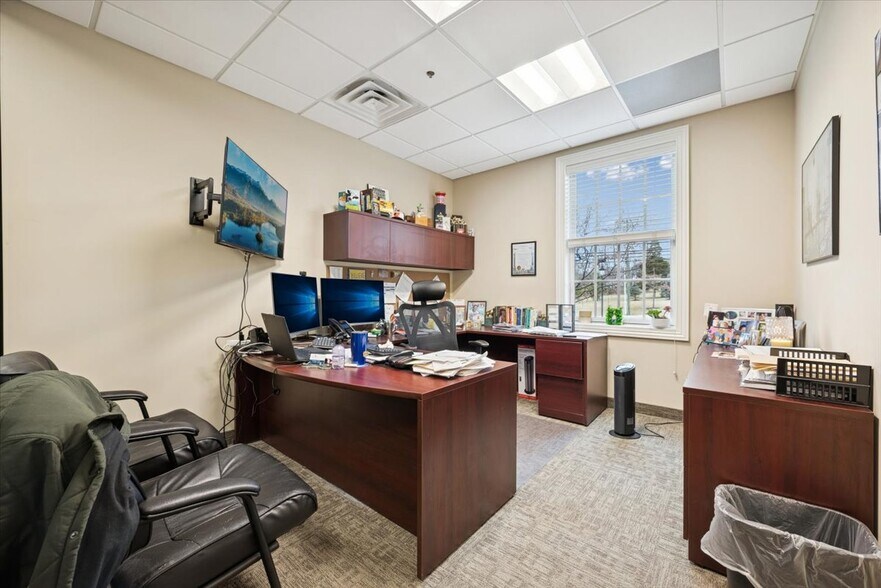 More Photos Of 58 Mount Bethel Rd, Warren Office For Lease