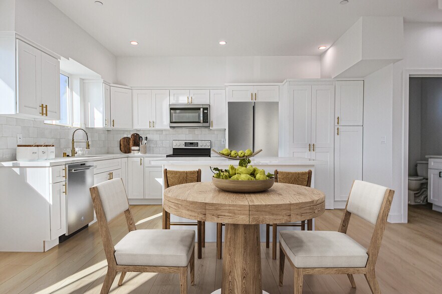 More Photos Of 2404 S Cochran Ave, Los Angeles Apartments For Sale