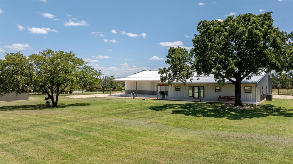 More Photos Of 7703 Prairie Creek Ln, Tolar Contractor Storage Yard For Sale