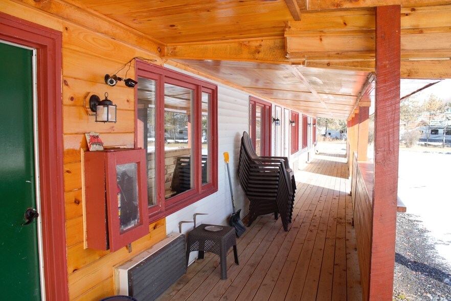 More Photos Of 11899 State Route 4, Whitehall Hotel For Sale