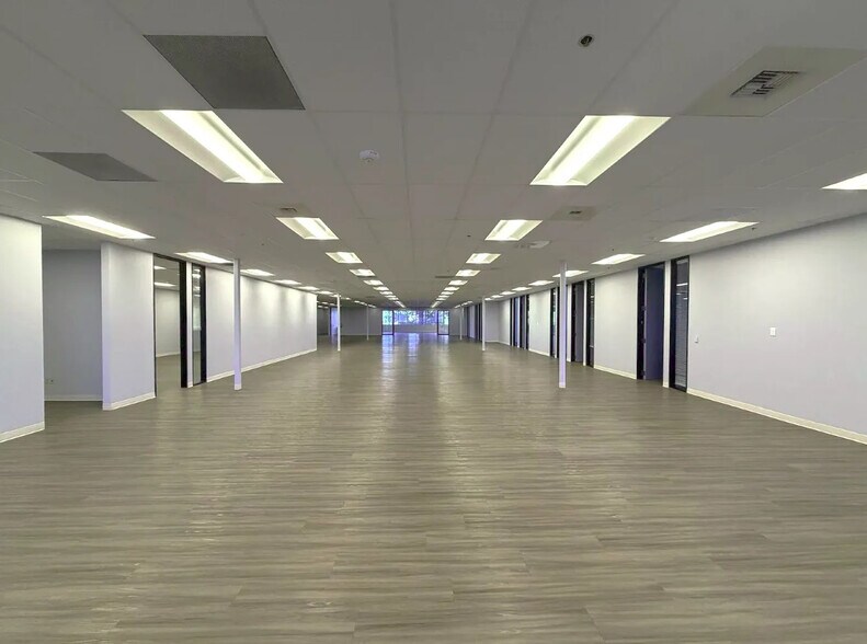 More Photos Of 3775 N Freeway Blvd, Sacramento Serviced Offices For Lease