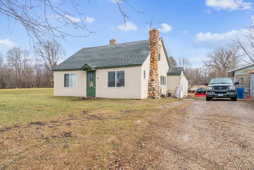 More Photos Of 388 W 9th Ave, Saint Paul Park Restaurant For Sale