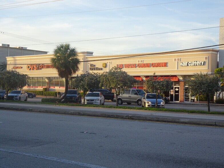 More Photos Of 2826 E Oakland Park Blvd, Fort Lauderdale Office For Sale