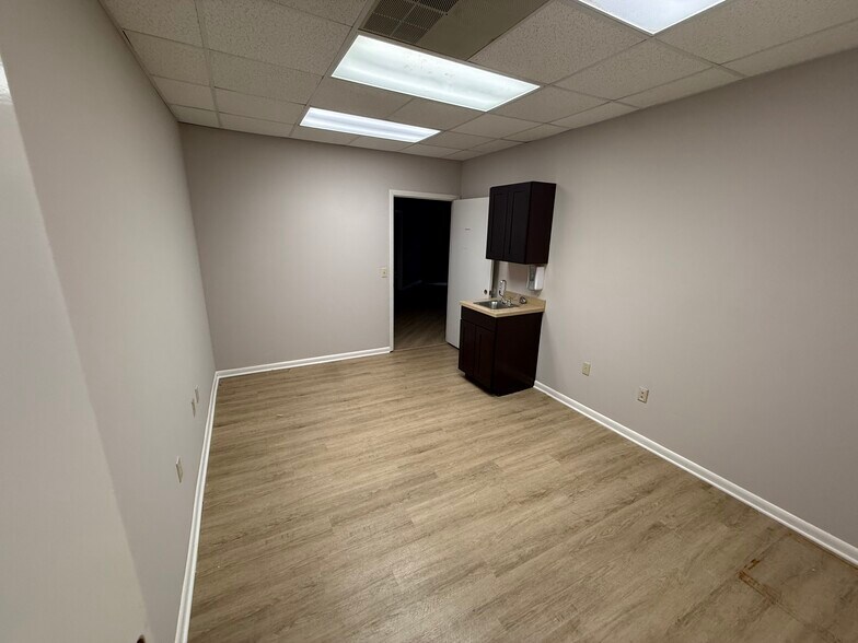 More Photos Of 1034 NW 57th St, Gainesville Medical For Lease