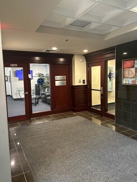 More Photos Of 300 Jefferson Blvd, Warwick Office For Sale