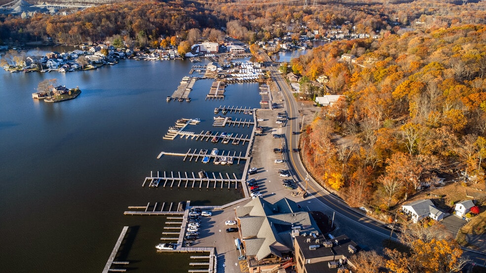 More Photos Of 148 Route 181, Lake Hopatcong Apartments For Sale