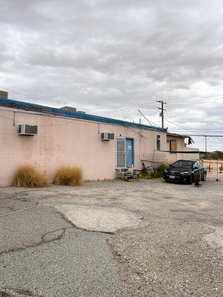 More Photos Of 5929 Adobe Rd, Twentynine Palms General Retail For Sale
