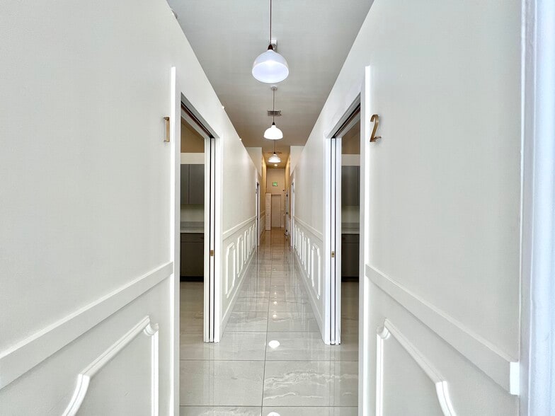 More Photos Of 1400 Ponce De Leon Blvd, Coral Gables Unknown For Lease