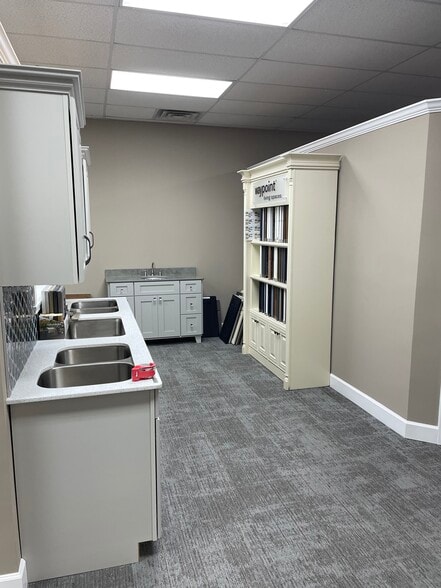 More Photos Of 4918 Main St, Spring Hill Storefront Retail Office For Sale