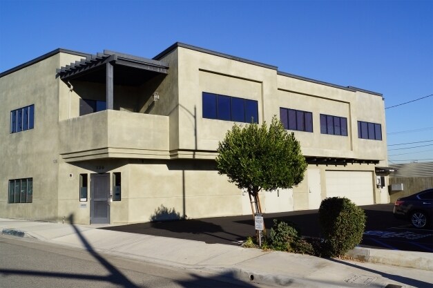 More Photos Of 126 E Alameda Ave, Burbank Research And Development For Sale