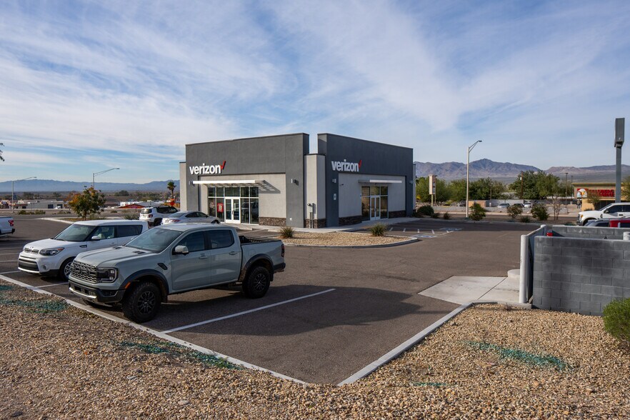 Primary Photo Of 2690 Hwy 95, Bullhead City Freestanding For Sale
