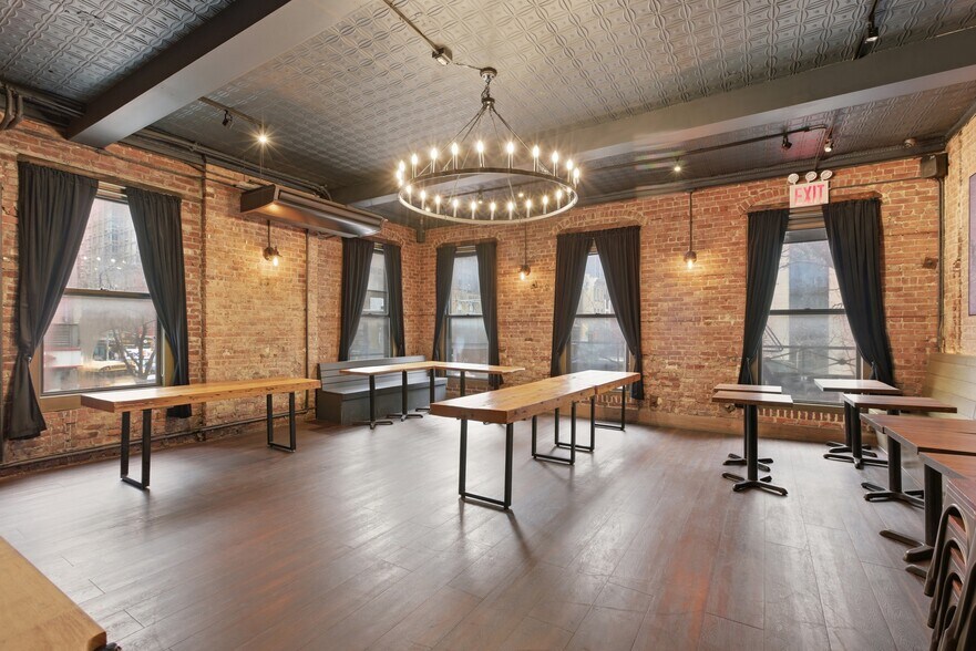 More Photos Of 816 6th Ave, New York Flex For Sale