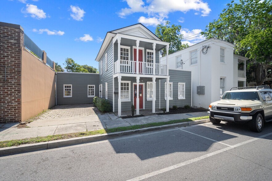 More Photos Of 609 Carteret St, Beaufort Storefront Retail Residential For Lease