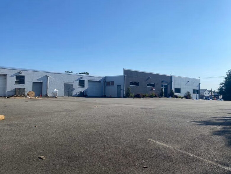More Photos Of 473 Rt 46 W, Clifton Warehouse For Sale