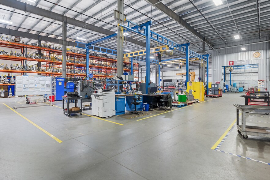 More Photos Of 1257 Southern Minerals Rd, Corpus Christi Warehouse For Sale