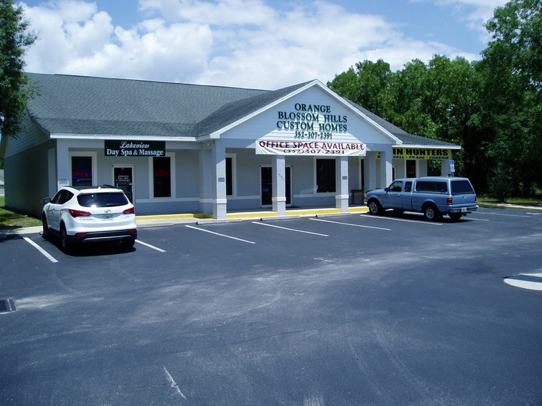 Primary Photo Of 15437 S US Highway 441, Summerfield Medical For Lease