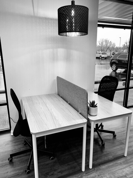 More Photos Of 146 Chemawa Rd N, Keizer Coworking Space