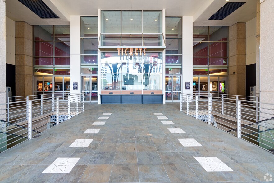 More Photos Of 15 S Court Ave, Orlando General Retail For Sale