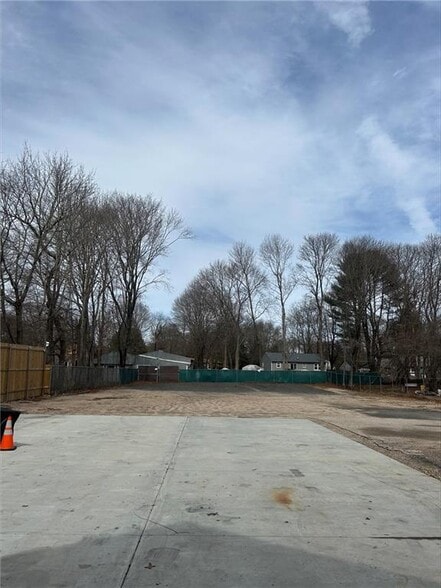 More Photos Of 3471 Kingstown Rd, South Kingstown Land For Lease
