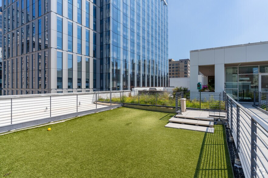 More Photos Of 1112-1128 Chestnut St, Philadelphia Apartments For Lease