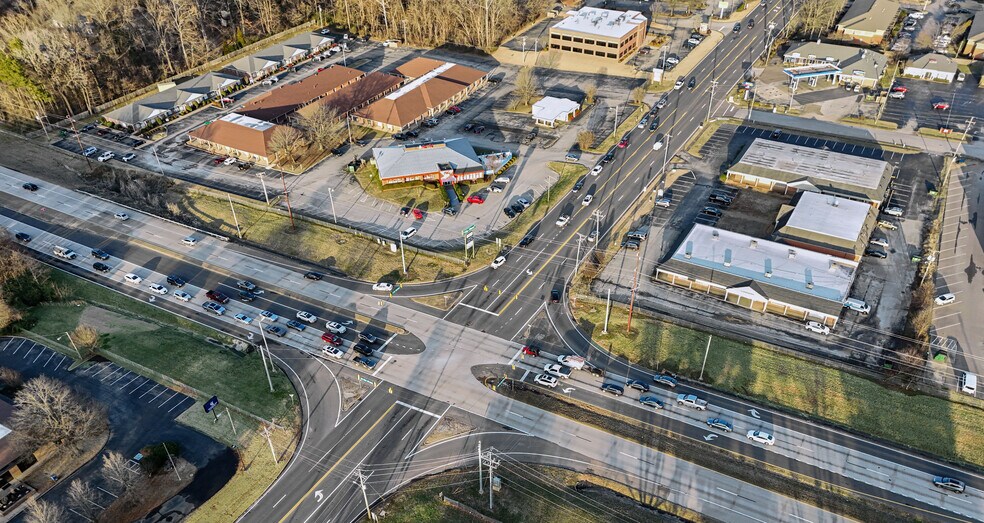 More Photos Of 385 N Parkway, Jackson Bank For Sale