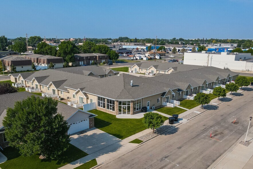 More Photos Of 10 20th St W, Williston Apartments For Sale