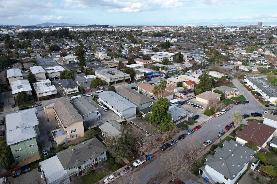 More Photos Of 19 E 41st Pl, San Mateo Apartments For Sale