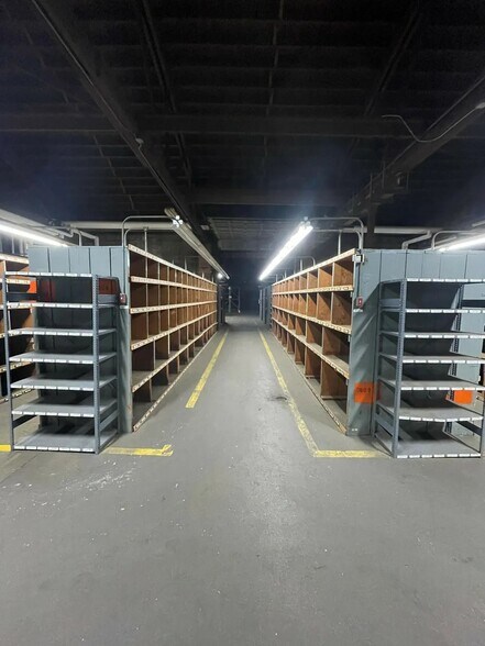 More Photos Of 850 165th St, Hammond Manufacturing For Sale