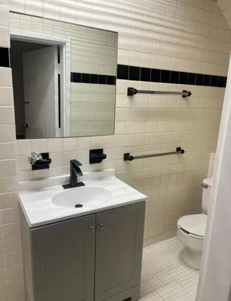 More Photos Of 416 Bloomfield Ave, Montclair Apartments For Lease