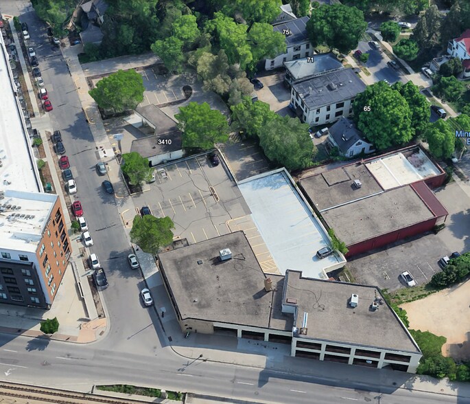 More Photos Of 3410-3430 SE University Ave, Minneapolis General Retail For Sale