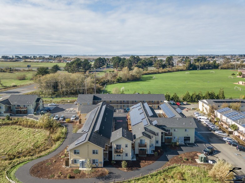 More Photos Of 305-335 Union St, Arcata Apartments For Sale