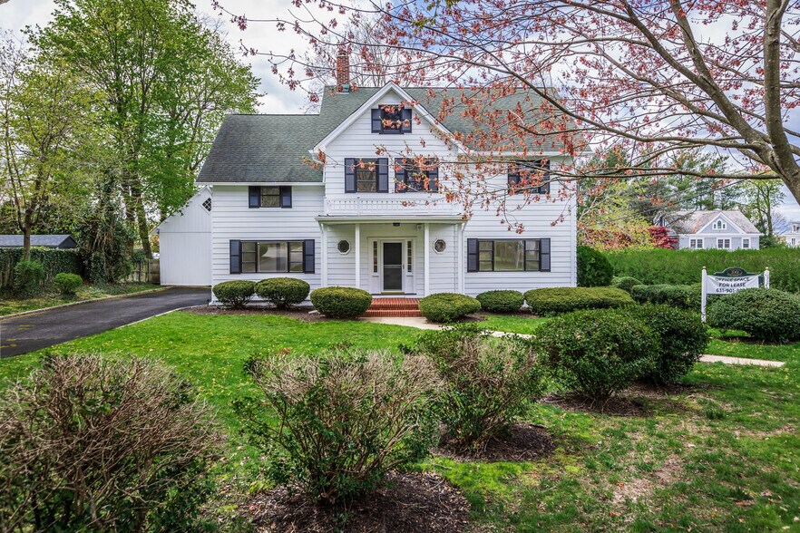 Primary Photo Of 100 E Carver St, Huntington Loft Creative Space For Lease