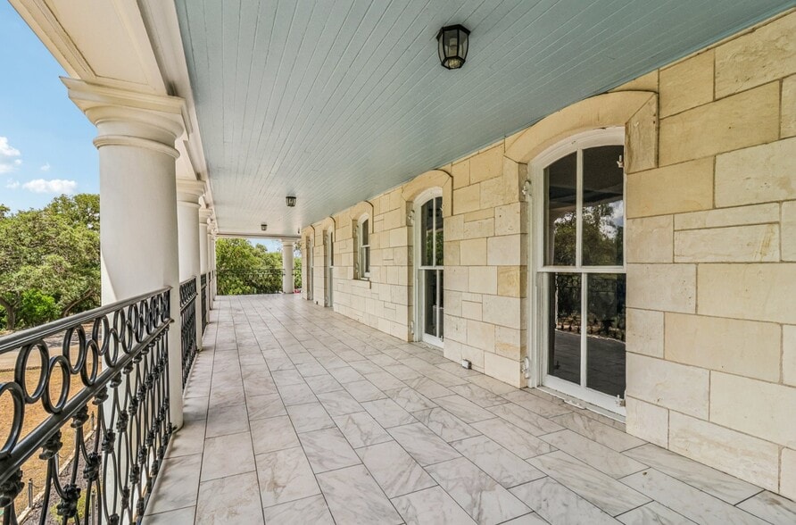 More Photos Of 7735 Mocking Bird Ln, San Antonio Lodge Meeting Hall For Sale