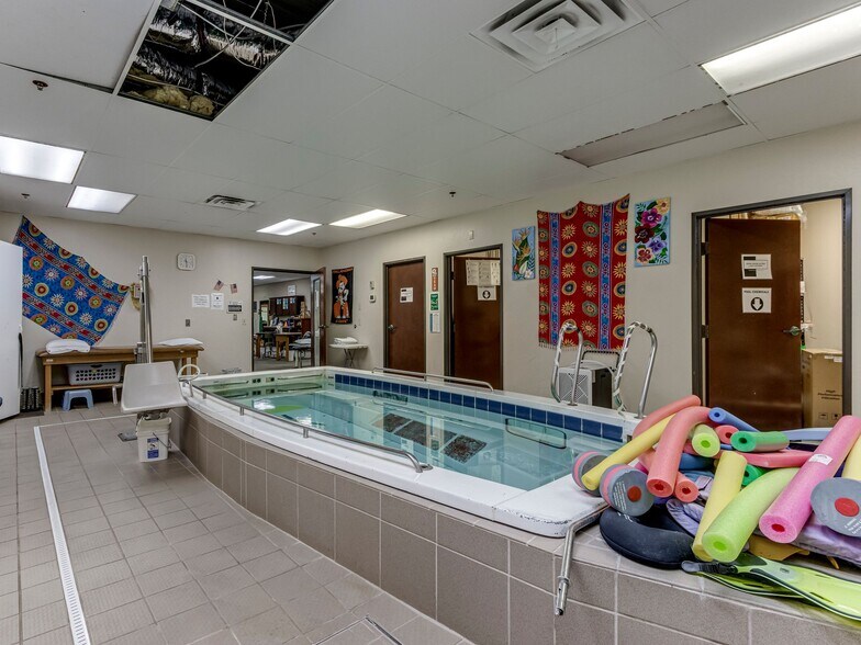 More Photos Of 9309 E Reno Ave, Midwest City Healthcare For Sale