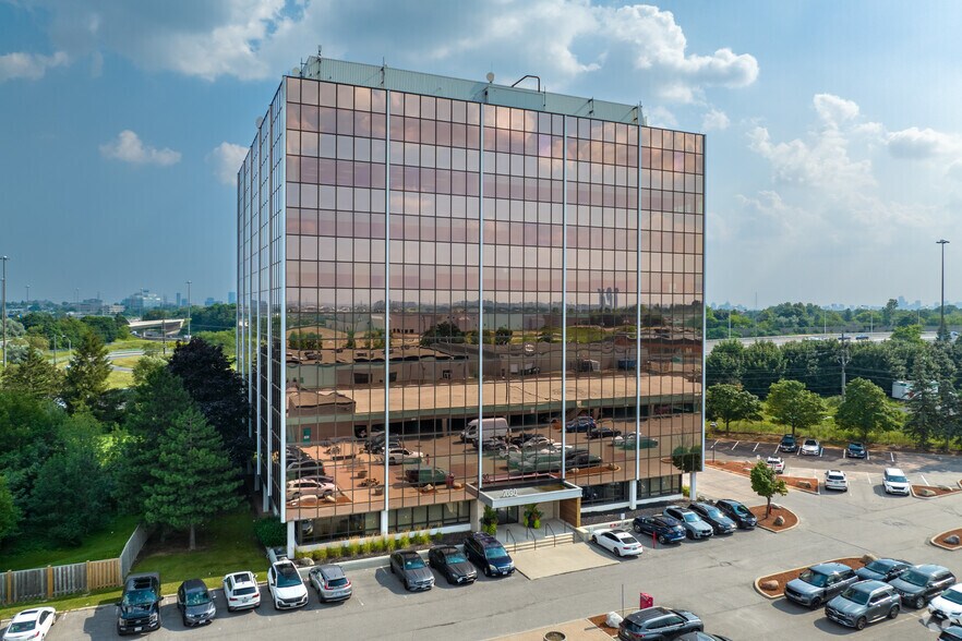 More Photos Of 7030 Woodbine Ave, Markham Office For Lease