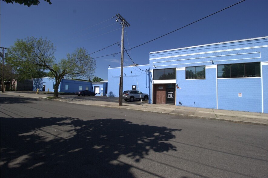 More Photos Of 235-257 Ormond St, Rochester Manufacturing For Sale