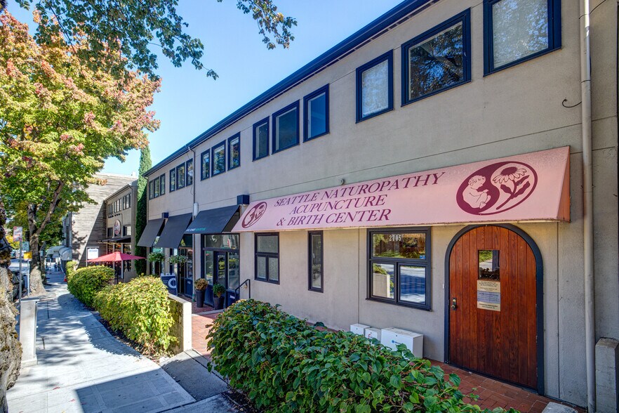 More Photos Of 2711 E Madison St, Seattle Storefront Retail Office For Sale