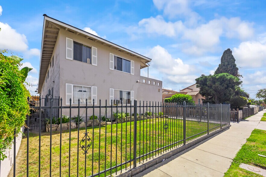 More Photos Of 3364 Elizabeth Ave, Lynwood Apartments For Sale