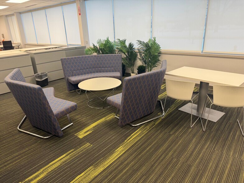 More Photos Of 4147 Eastern Ave SE, Wyoming Office For Lease