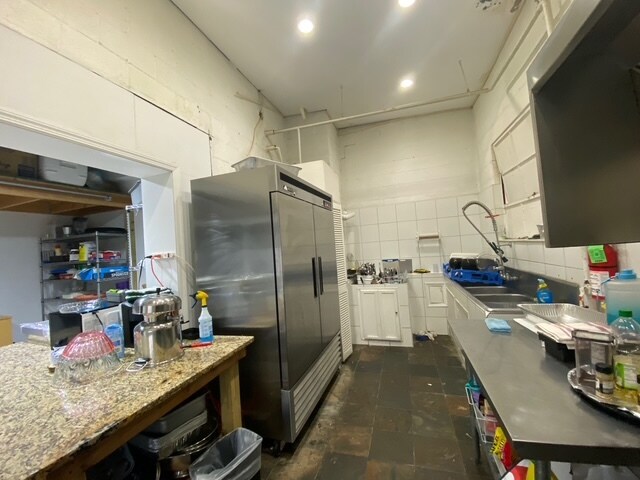 More Photos Of 61 Whittaker St, Riverside Specialty For Sale